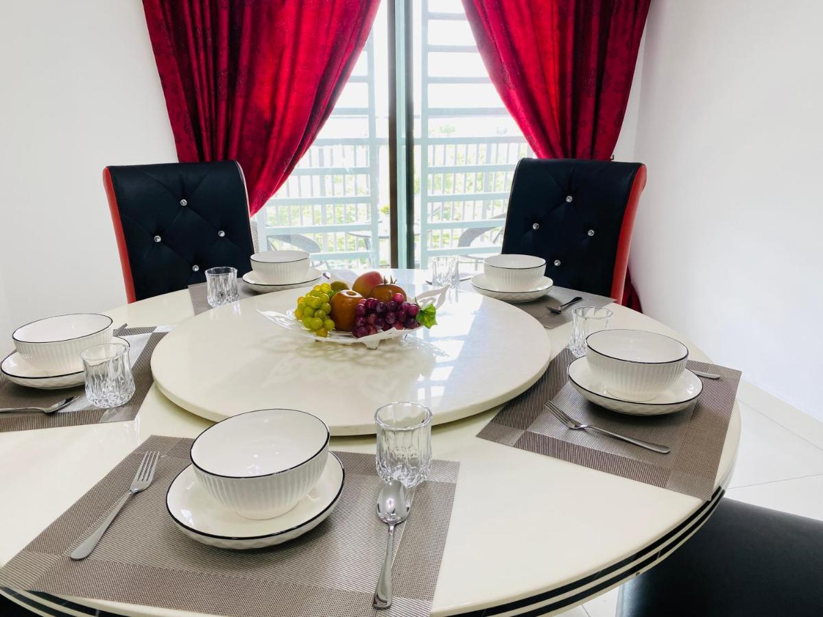 Cozy 1-10 Pax 4Qbeds 2Sbeds Shah Alam Sec7, I-City Kültér fotó